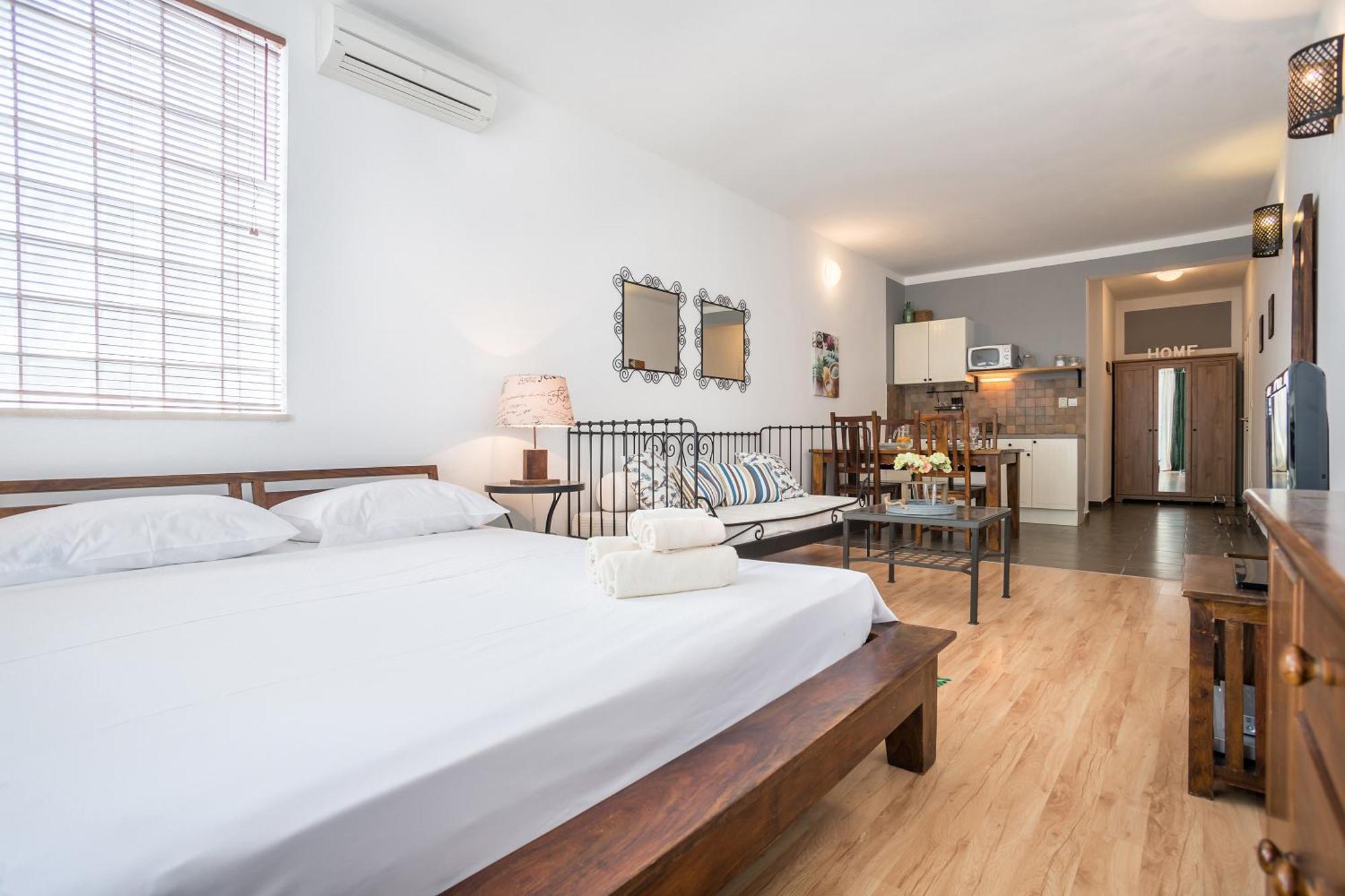 Zlatni Bol Apartments Rom bilde