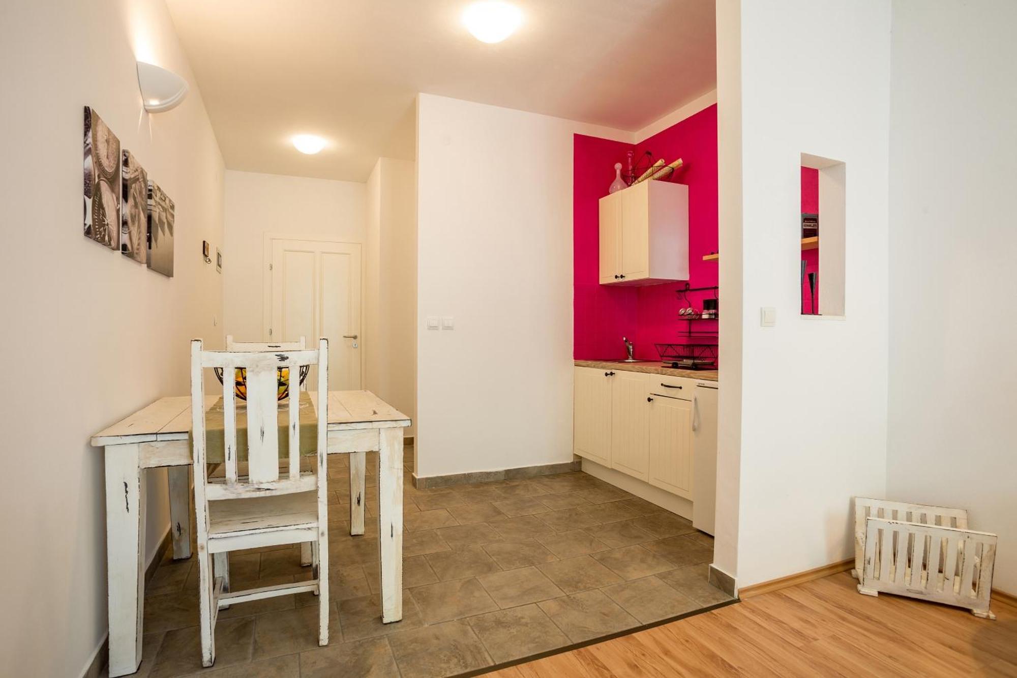 Zlatni Bol Apartments Rom bilde