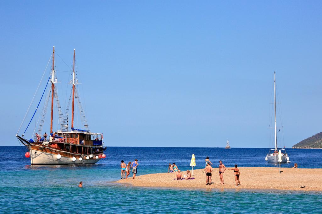 Zlatni Bol Apartments Rom bilde