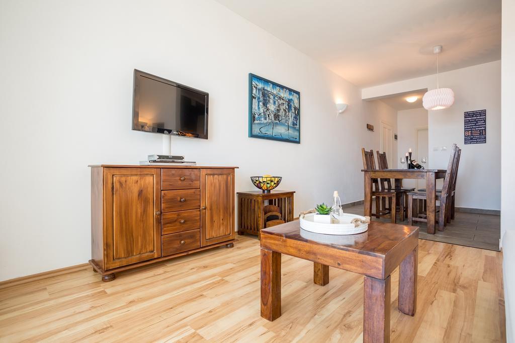 Zlatni Bol Apartments Rom bilde